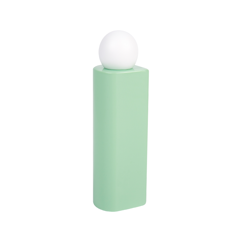 150ml Verde Pet Sphereは化粧品ボトルを上回っています